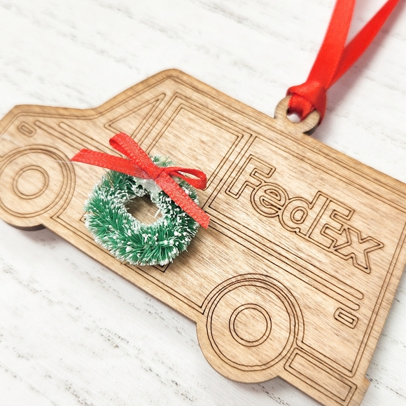 FEDEX DELIVERY PERSON GIFT IDEA!!! Laser Cut & Engraved Gift Card Ornament - Picture 2 of 8